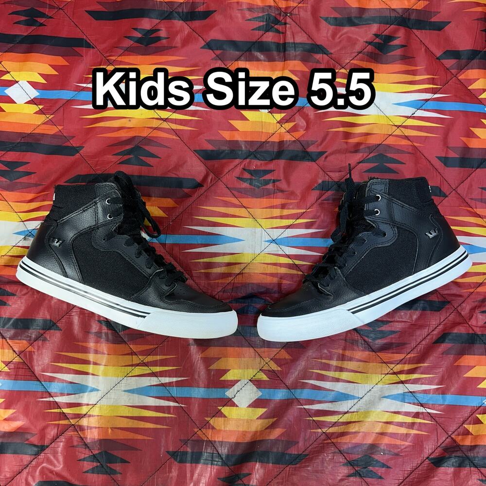 Supra Footwear Skate Shoes Kids 5.5 Youth Boys S11230K Black High Top Skateboard